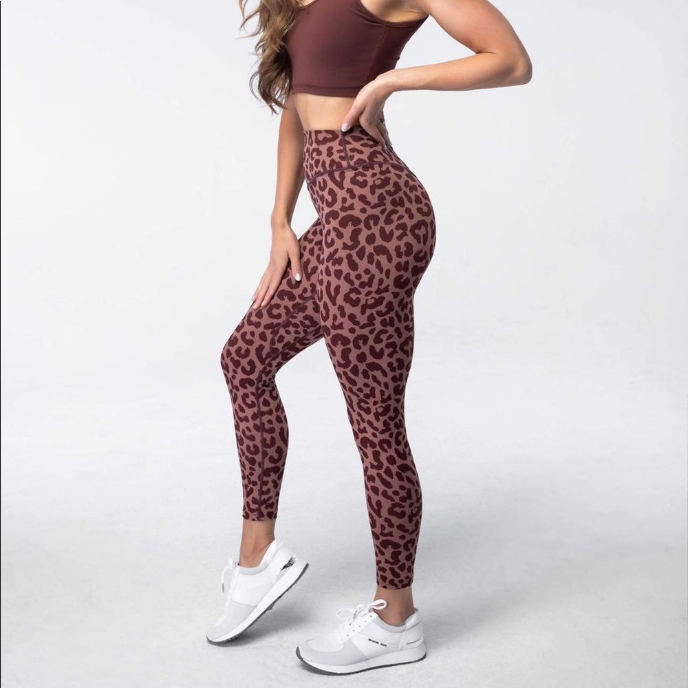 The Ascend Pant- King Cheetah Dusk